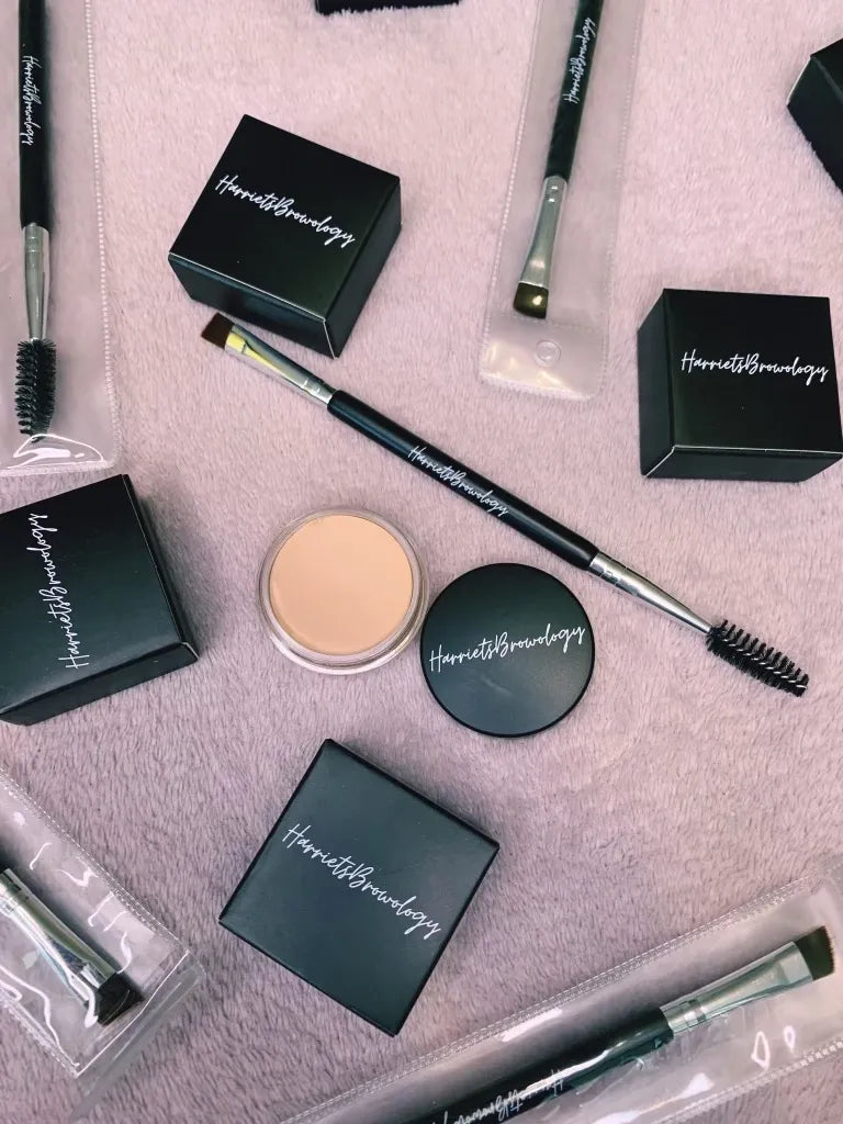 Cream Concealer & Angled Brush